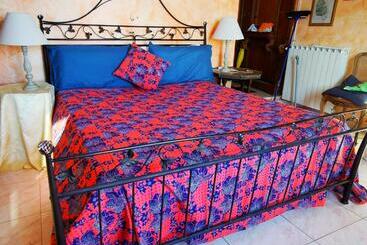 تختخواب و صبحانه Romantic Casa Lorenzina Affittacamere