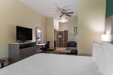 فندق Best Western Plus Wasco Inn & Suites