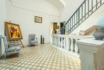 تختخواب و صبحانه Casa Contreras