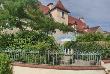 مبيت وإفطار Le Logis De Lou