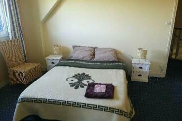 تختخواب و صبحانه Chambre Dans Maison Fleurie Et Calme