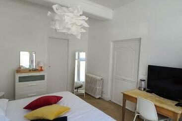 پانسیون Chambre De Charme à Saulieu