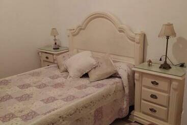 هتل Hostal Finca Mirador