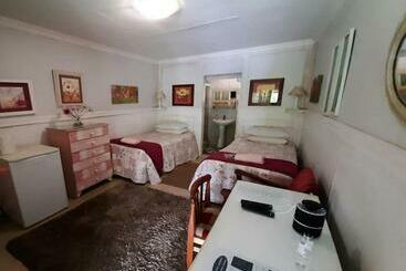 پانسیون Gracias Guest House