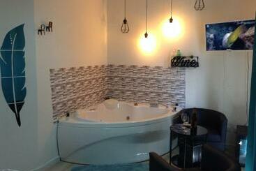 پانسیون Luxury Suite Aurora