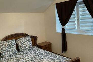 پانسیون Studio Privée Vesoul Wifi,tv,clim,parking Gratuit