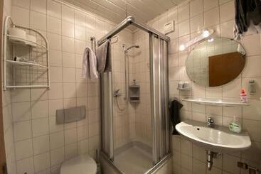 ペンション Winzerhaus Im Oberdorf   Fewo U Zimmer   Auch Kombinierbar
