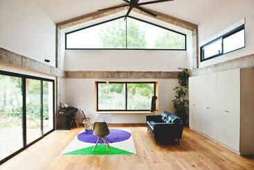 تختخواب و صبحانه Casa Encina
