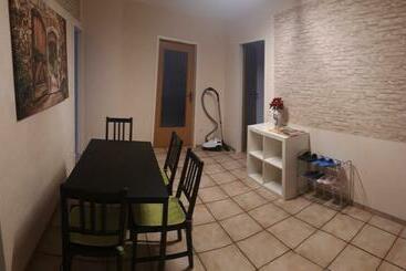 بنسيون Ferienwohnung In Erftstadt