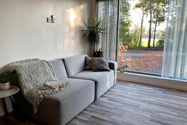 مبيت وإفطار Mooiverblijf