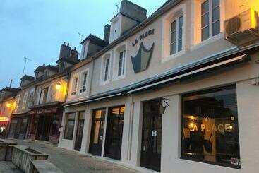 هتل Restaurant La Place