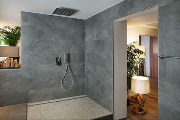 تختخواب و صبحانه Private Spa Lux With Whirlpool And Sauna In Zurich