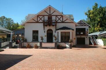 پانسیون The Oak Potch Guesthouse