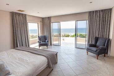 Bed and Breakfast Danara Place