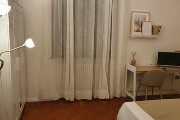 تختخواب و صبحانه Glicine & More Forlì
