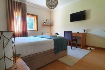 مبيت وإفطار Villam Natura & Spa