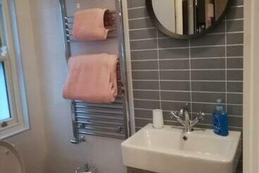 پانسیون 1 Bed Studio