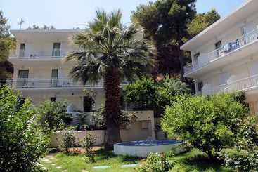 هتل Kaikas Studios & Apartments