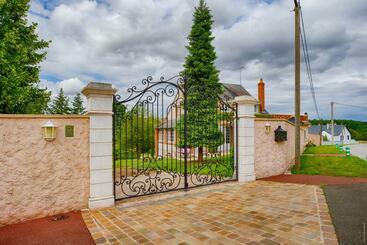 مبيت وإفطار Chambre D Hôtes De La Petite Campagne