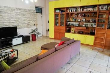 تختخواب و صبحانه Oasi Di Frattamaggiore