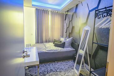 پانسیون Little Suite