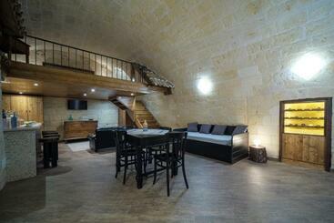تختخواب و صبحانه Roberto S Guest House