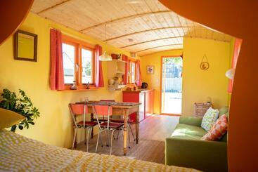 Shanti B&b