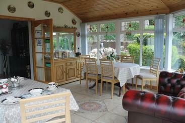 The Meadows B&b