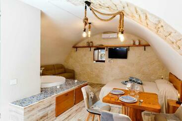 تختخواب و صبحانه Il Galletto Viola, Luxury Room & Suite