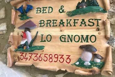 تختخواب و صبحانه Lo Gnomo