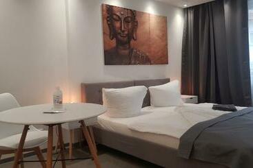 Check Inn Hotels   Essen