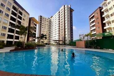 Avida Atria T2  B, Near S&r And Sm City By Denice