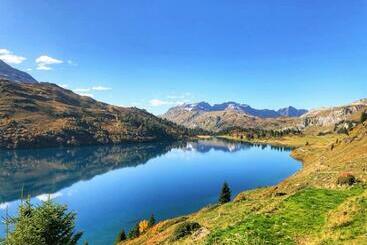 تختخواب و صبحانه Triftblick