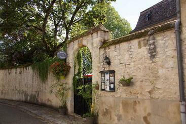 住宿加早餐  Les Remparts De La Bastide