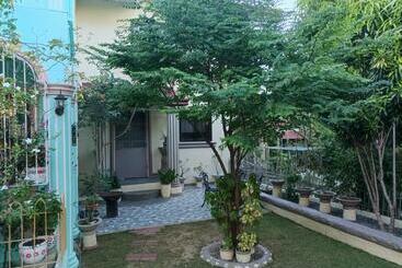 پانسیون Hundred Islands Guest House