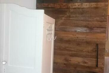 پانسیون The Oak Treehouse Bnb Queenstown