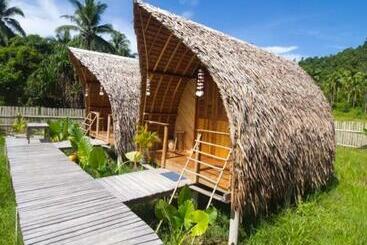 پانسیون Palayan Paradise Huts