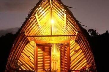 پانسیون Palayan Paradise Huts
