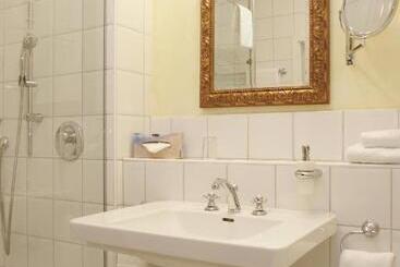 Отель Landhaus Milser