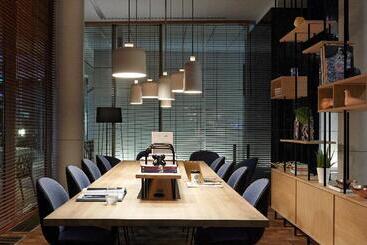 هتل Puro Wrocław Stare Miasto