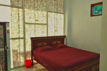 هاستل Wisma Aira