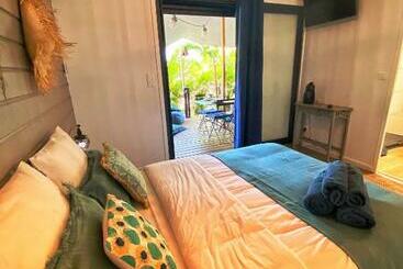 پانسیون Villa Moai 974