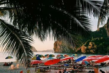 هتل Rinna Resort