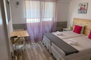 پانسیون Casa Samara