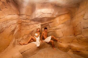 پانسیون New Emotion Room