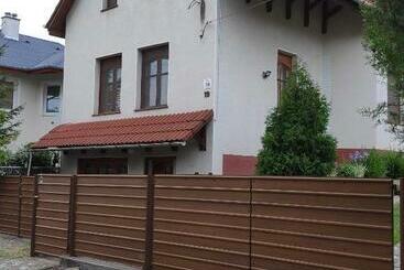 膳宿费 Villa Breva