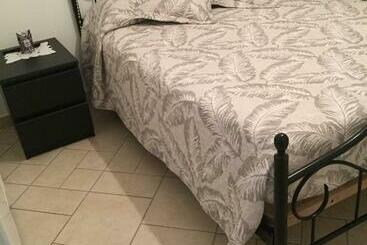 تختخواب و صبحانه Chambres D Hôtes Chez Coco
