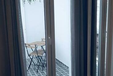 پانسیون Room Boutique 32