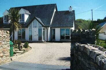 פנסיון Súil Na Noileán, Middle Killult, Falcarragh County Donegal F92 Aox8