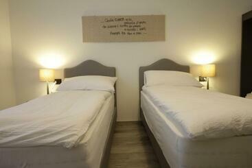 تختخواب و صبحانه Cascina Cortese